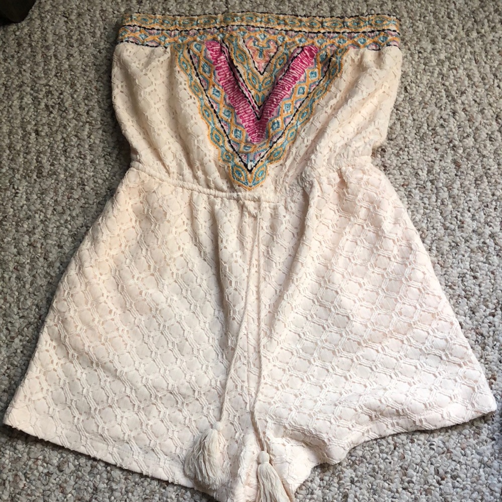 Super cute summer romper!